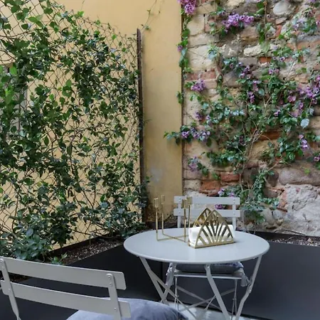 Lägenhet Dimora Tito Speri Near Arena